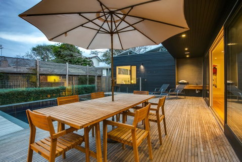 C-Escape - Accommodation Melbourne 2
