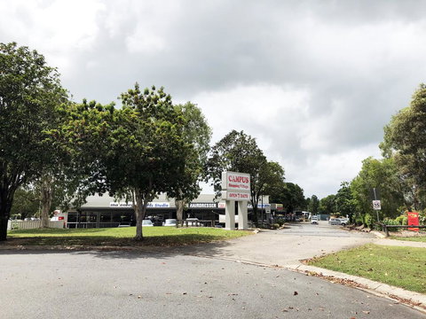 Cairns Adventure Lodge - Cook Your Own Meals In Your Private Kitchen Includes Dishwasher Washing Machine - Accommodation Melbourne 1