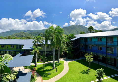 Cairns Adventure Lodge - Includes All Meals Served In The Dining Hall - Accommodation Melbourne 0