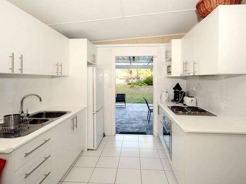 Callala Sun - Modern And Functional - Accommodation Melbourne 2