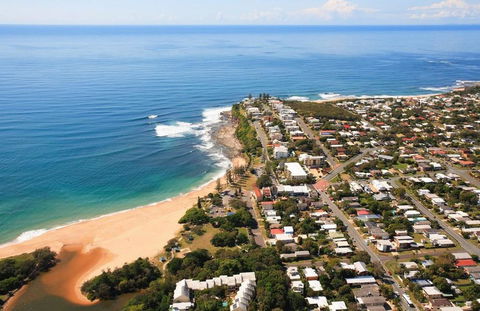 Campbell St, 11 Moffat Beach - Accommodation Melbourne 2