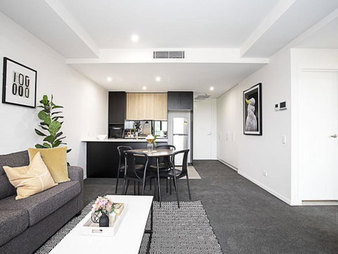 CANBERRA CHIC-hosted By:L'Abode Accommodation - Accommodation Melbourne 3