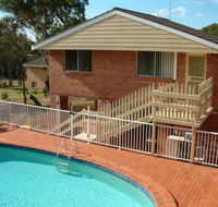 Canberra Cres 2E Burrill Lake Upstairs Apartment - Accommodation Melbourne