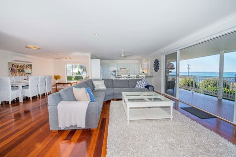Canomii Close 24 - Nelson Bay - Accommodation Melbourne 3
