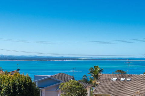 Canomii Close 24 - Nelson Bay - Accommodation Melbourne 0