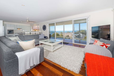 Canomii Close 24 - Nelson Bay - Accommodation Melbourne 1