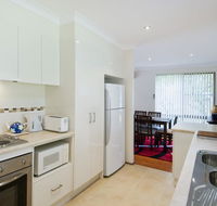 Cara Nobbys Beach 11 Wesley Avenue - Accommodation Melbourne