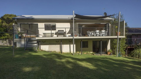 Carroll Ave 76 - Accommodation Melbourne 2