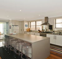 Casa Callala on King George - well appointed home - Accommodation Melbourne