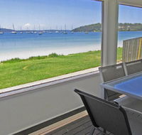 Casa Martins' 219 Foreshore Drive - Absolute Waterfront House - Accommodation Melbourne