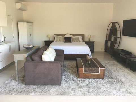 Casablanca, Peaceful Couples Retreat, Avalon Beach - Accommodation Melbourne 3