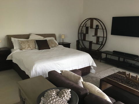 Casablanca, Peaceful Couples Retreat, Avalon Beach - Accommodation Melbourne 2