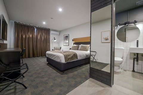 CBD Motor Inn - Accommodation Melbourne 0