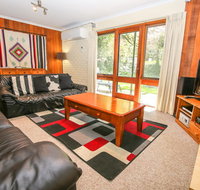 Cedar Holiday Units - Apartment 1 - Accommodation Melbourne