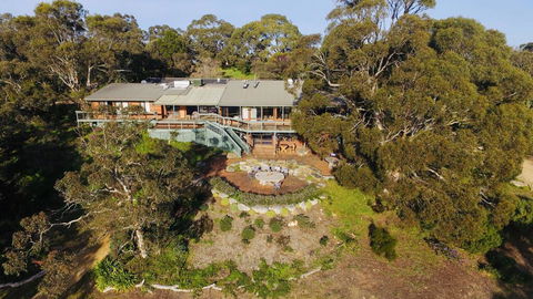 Cellar House - Melbourne 4u 0