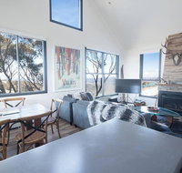 Chalet Deich - Pearse Apt 3 - Ski in ski out - Accommodation Melbourne