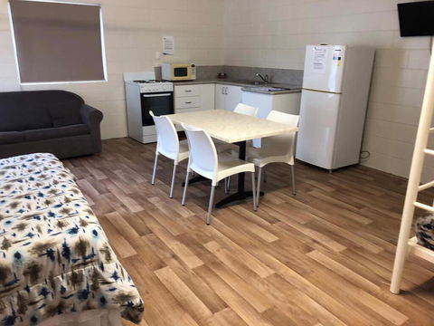 Charters Towers Tourist Park - Accommodation Melbourne 1