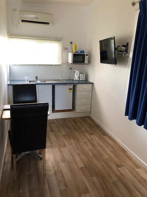 Chinchilla Motel - Accommodation Melbourne 1