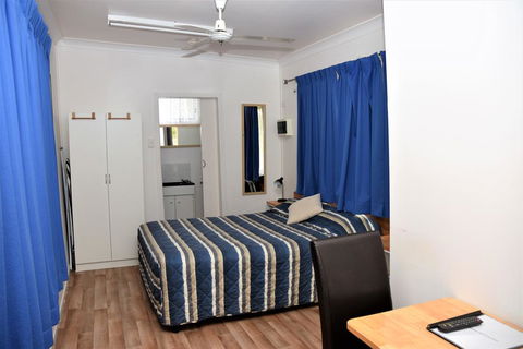 Chinchilla Motel - Accommodation Melbourne 2
