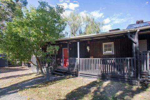 Chum Creek Hut - Accommodation Melbourne 2