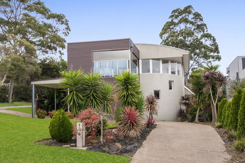 Chunar Lodge - Accommodation Melbourne 0