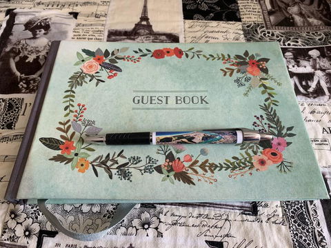 Churchill's B&B Twin Spa Getaway - Accommodation Melbourne 1