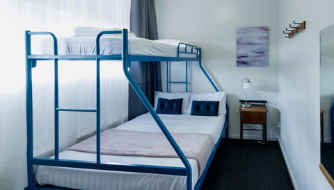 City Backpackers HQ - Melbourne 4u 2