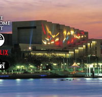 City Sunsets  South Bank  CBD Views Pool Netflix - Melbourne 4u