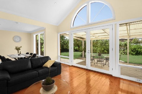 City To Beach - Free WIFI - Free 3 Car Parking - Great Location - Melbourne 4u 0