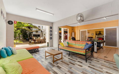 Civic Guesthouse - Accommodation Melbourne 0