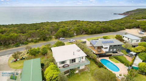 Cliffhanger - Pet Friendly - Accommodation Melbourne 2