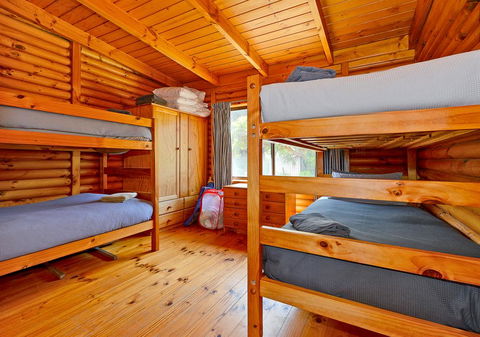 Cloudy Bay Cabin - Accommodation Melbourne 2