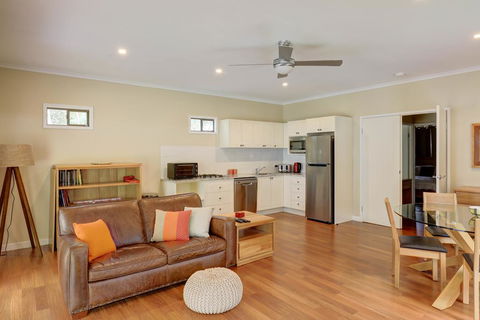 Cockatoo Hideaway - Accommodation Melbourne 1