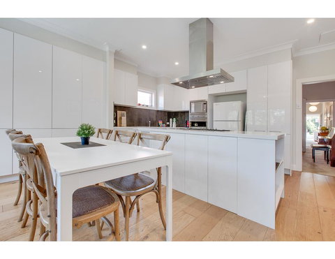 Comfy Family Home In Chill Beachside Neighbourhood - Accommodation Melbourne 2