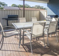 Conley Ave 8 Pet Friendly - OUTSIDE Only - Accommodation Melbourne