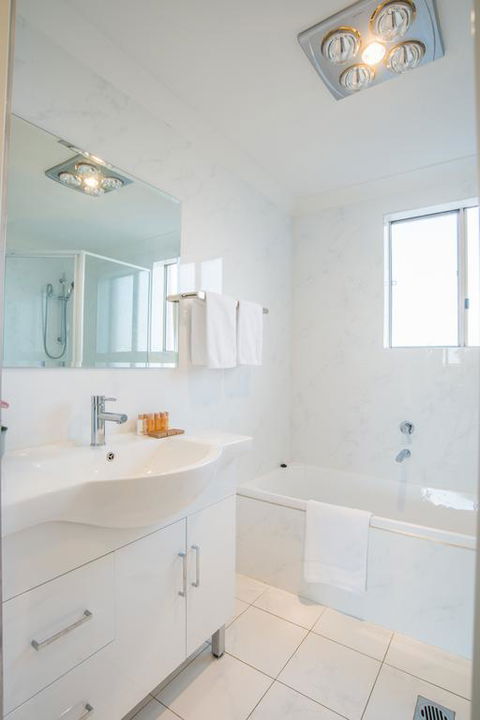 Convenient 2bed Rockdale APT Next To Station&Beach - Accommodation Melbourne 3