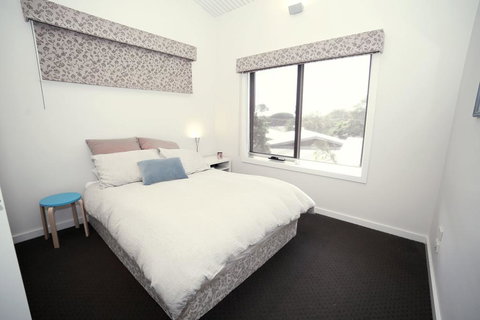 Coral Cove - Accommodation Melbourne 1