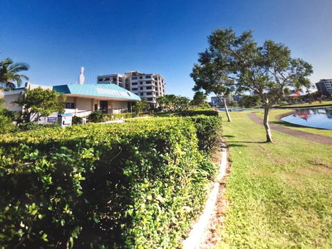 Coral Sea Views Beachfront Penthouse - Accommodation Melbourne 2
