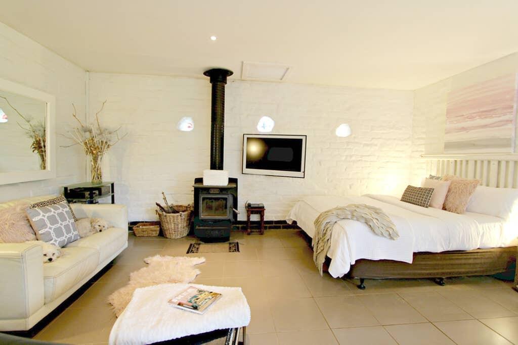Eganstown VIC Accommodation Melbourne