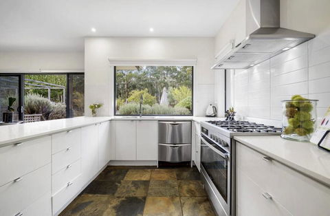 Corinella House - Accommodation Melbourne 3