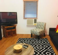 Cottage on Cork -Laffin Cottage - Melbourne 4u