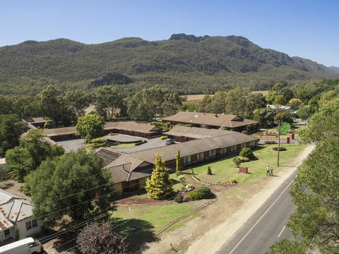Country Plaza Halls Gap - Accommodation Melbourne 0
