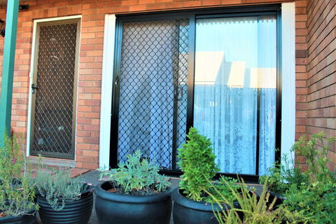 Cozy And Cute Comfort Stay Close To University (Female Only) - Accommodation Melbourne 2