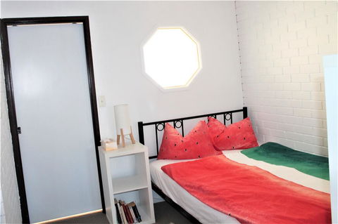 Cozy And Cute Comfort Stay Close To University (Female Only) - Accommodation Melbourne 0