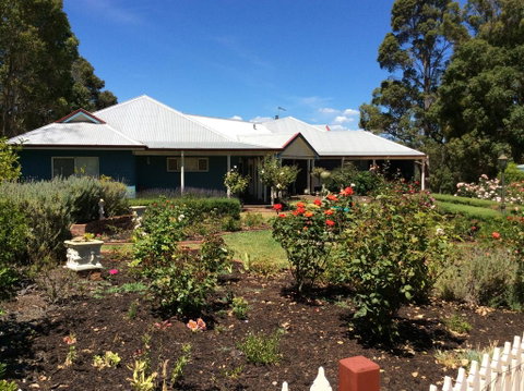 Crabapple Lane - Accommodation Melbourne 0