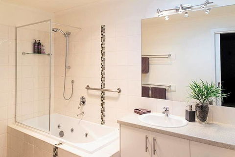 Creekside Apartment - Accommodation Melbourne 2