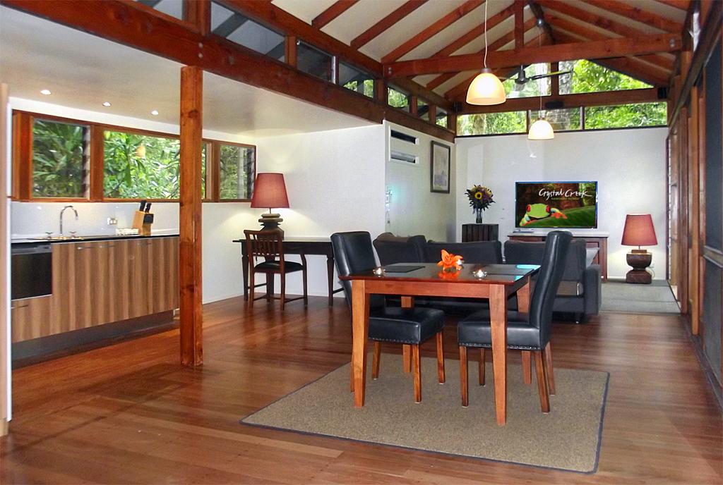 Upper Crystal Creek NSW Melbourne 4u