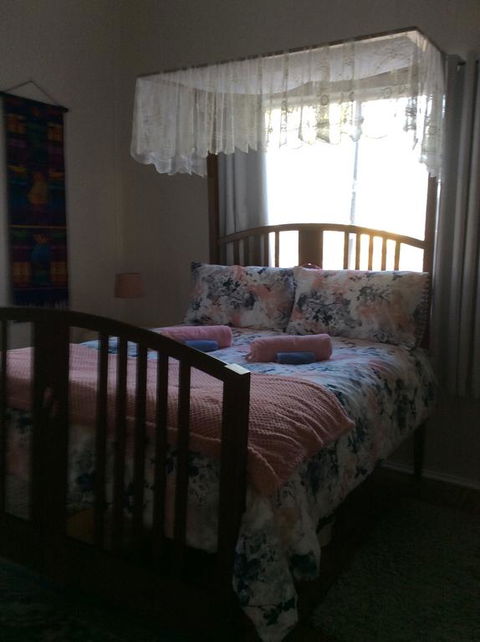 CupnSaucer Cottage - Accommodation Melbourne 2