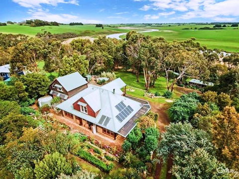 Curdie River Retreat - Accommodation Melbourne 0
