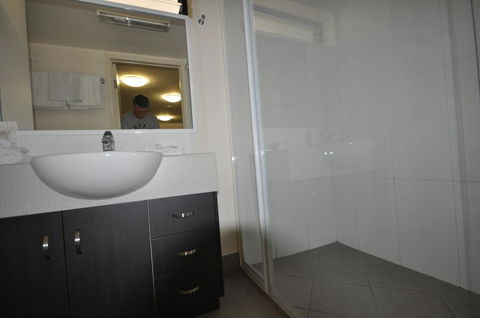 Dalby Fairway Motor Inn - Melbourne 4u 3